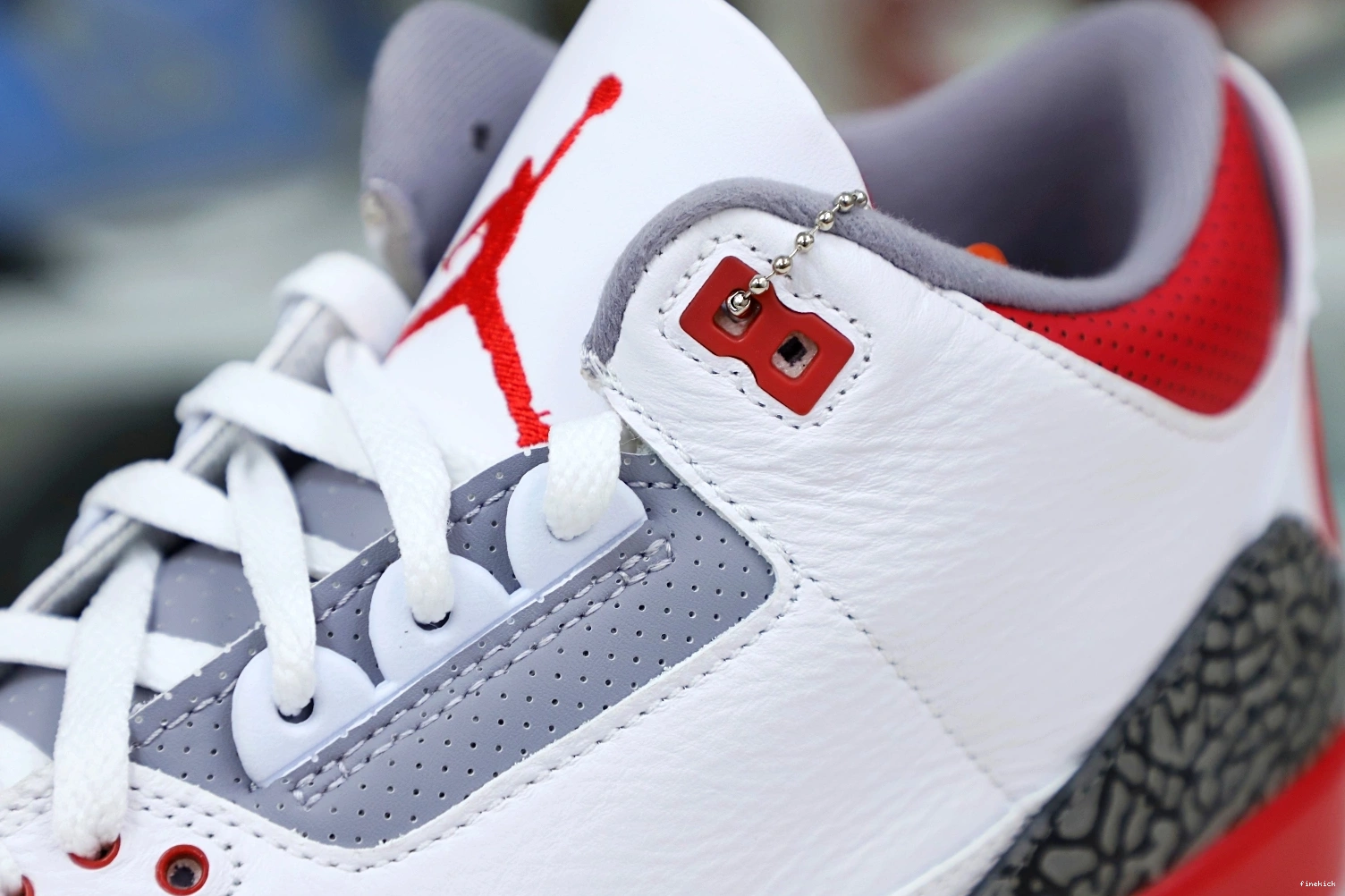 AIR 3RETRO